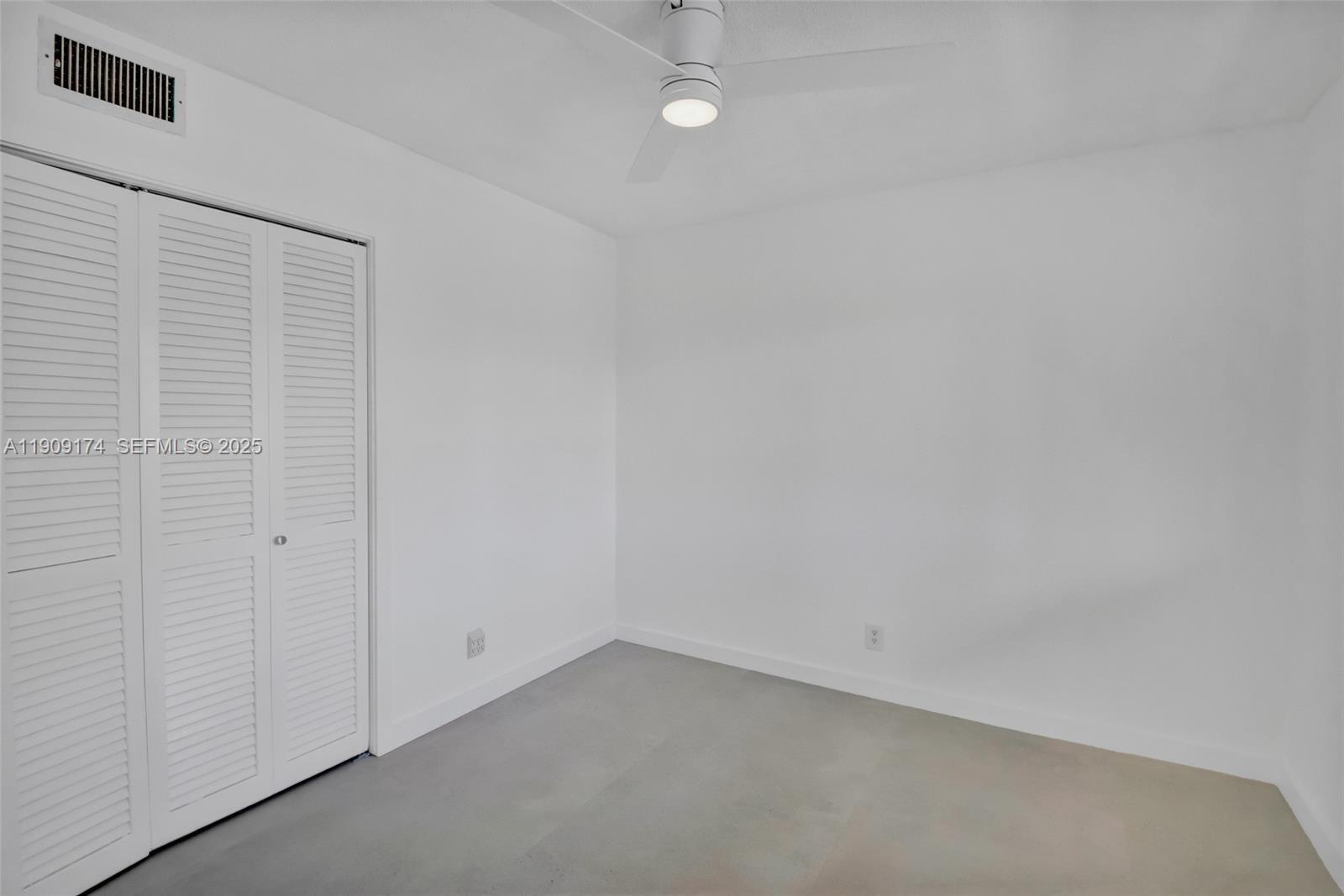 54 Isle Of Venice Dr #7 Fort Lauderdale, FL 33301