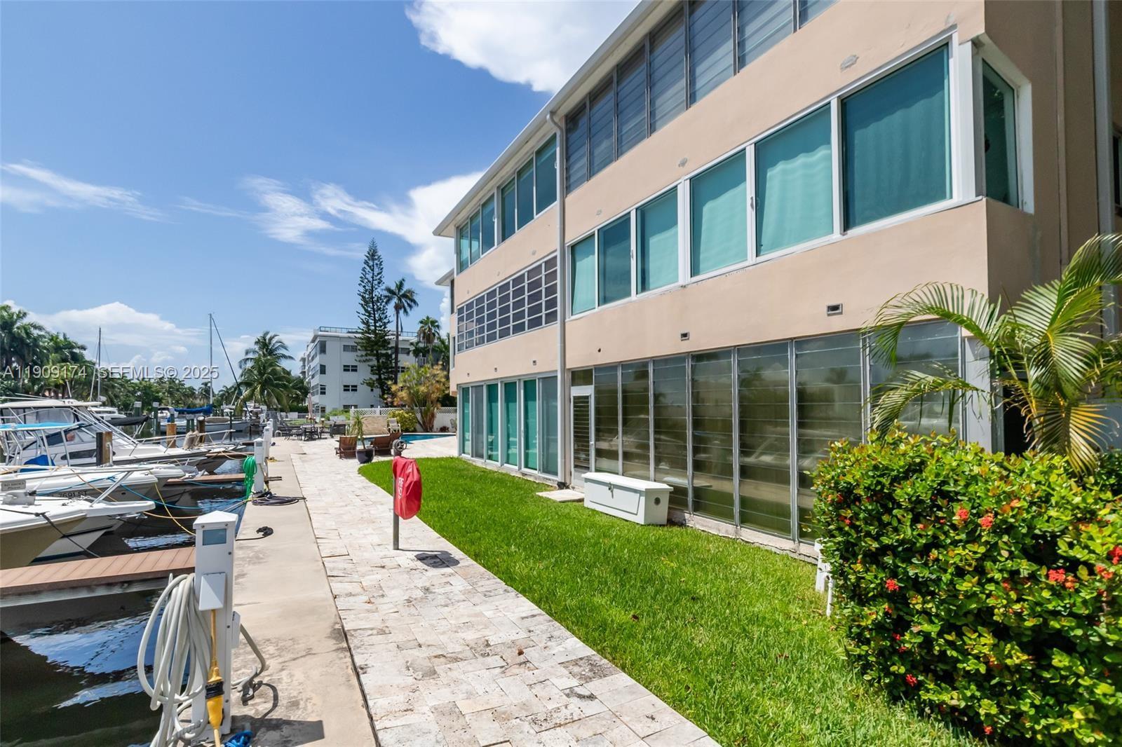 54 Isle Of Venice Dr #7 Fort Lauderdale, FL 33301