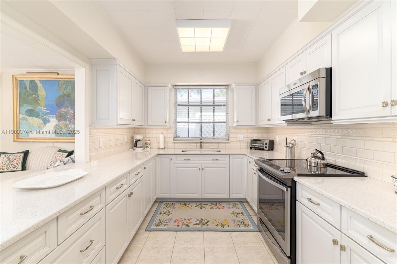 18 Gomez Rd Jupiter Island, FL 33455