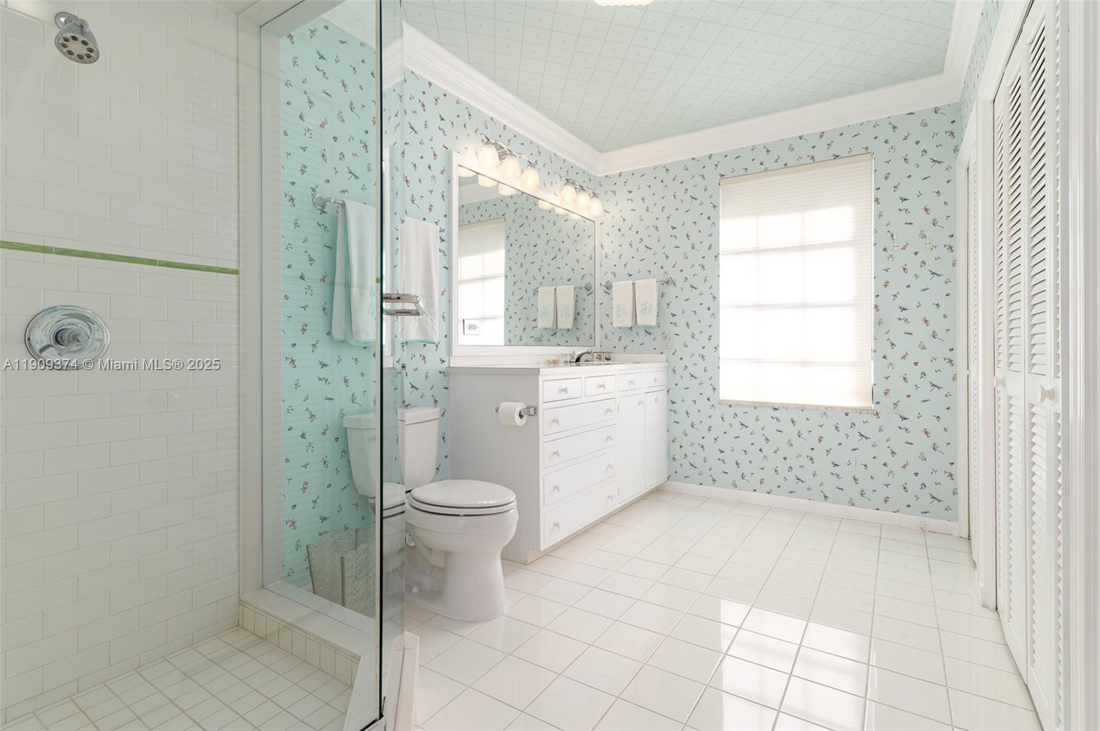 18 Gomez Rd Jupiter Island, FL 33455