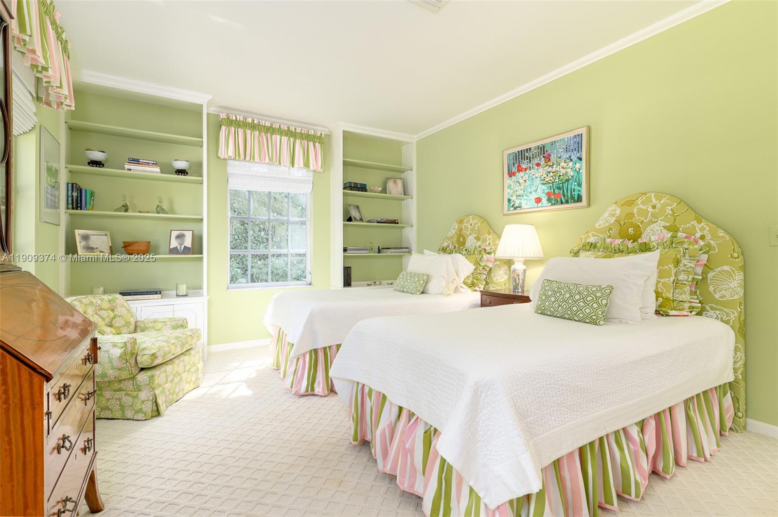 18 Gomez Rd Jupiter Island, FL 33455