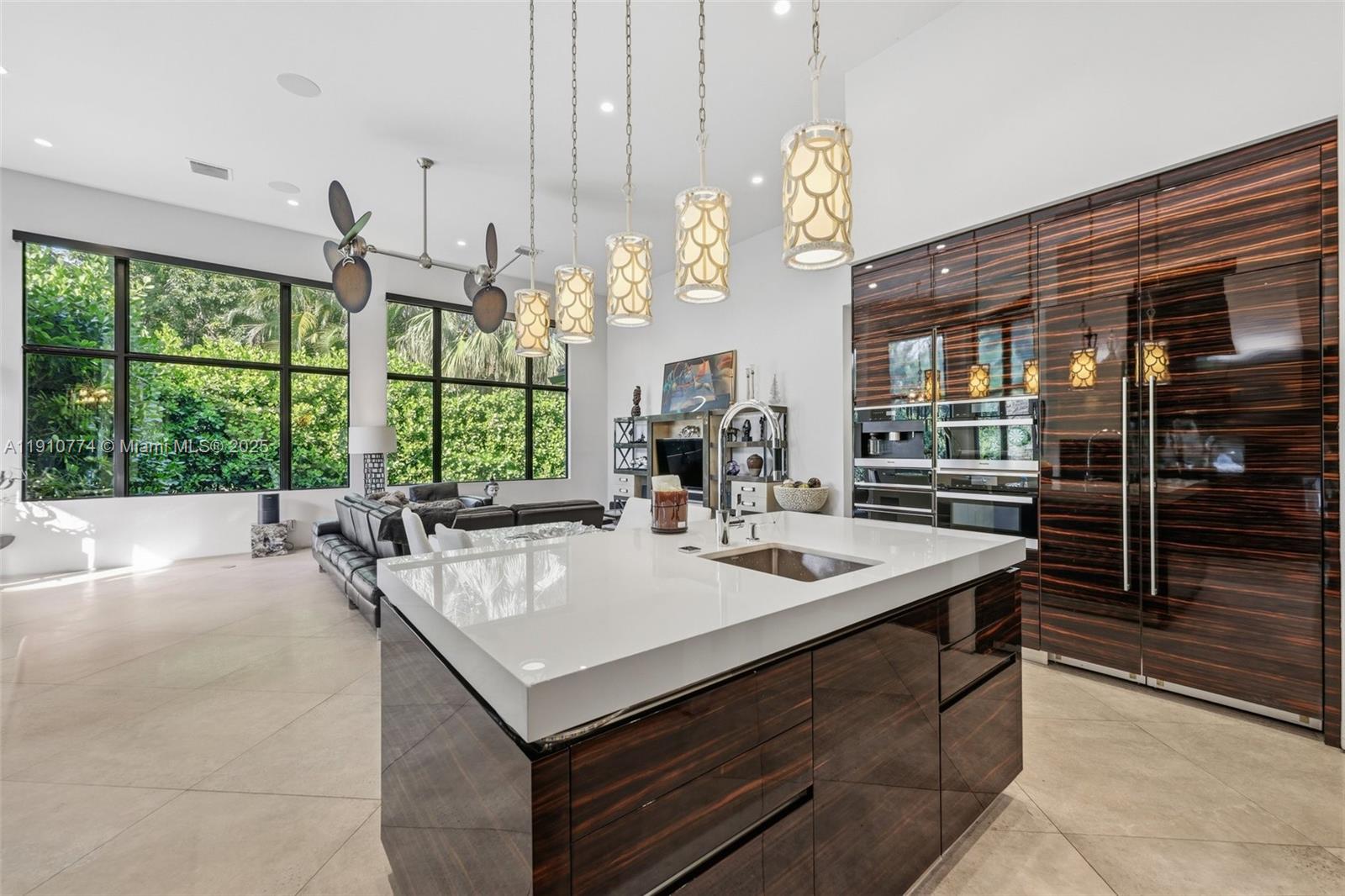 12321 NW 2nd St Plantation, FL 33325