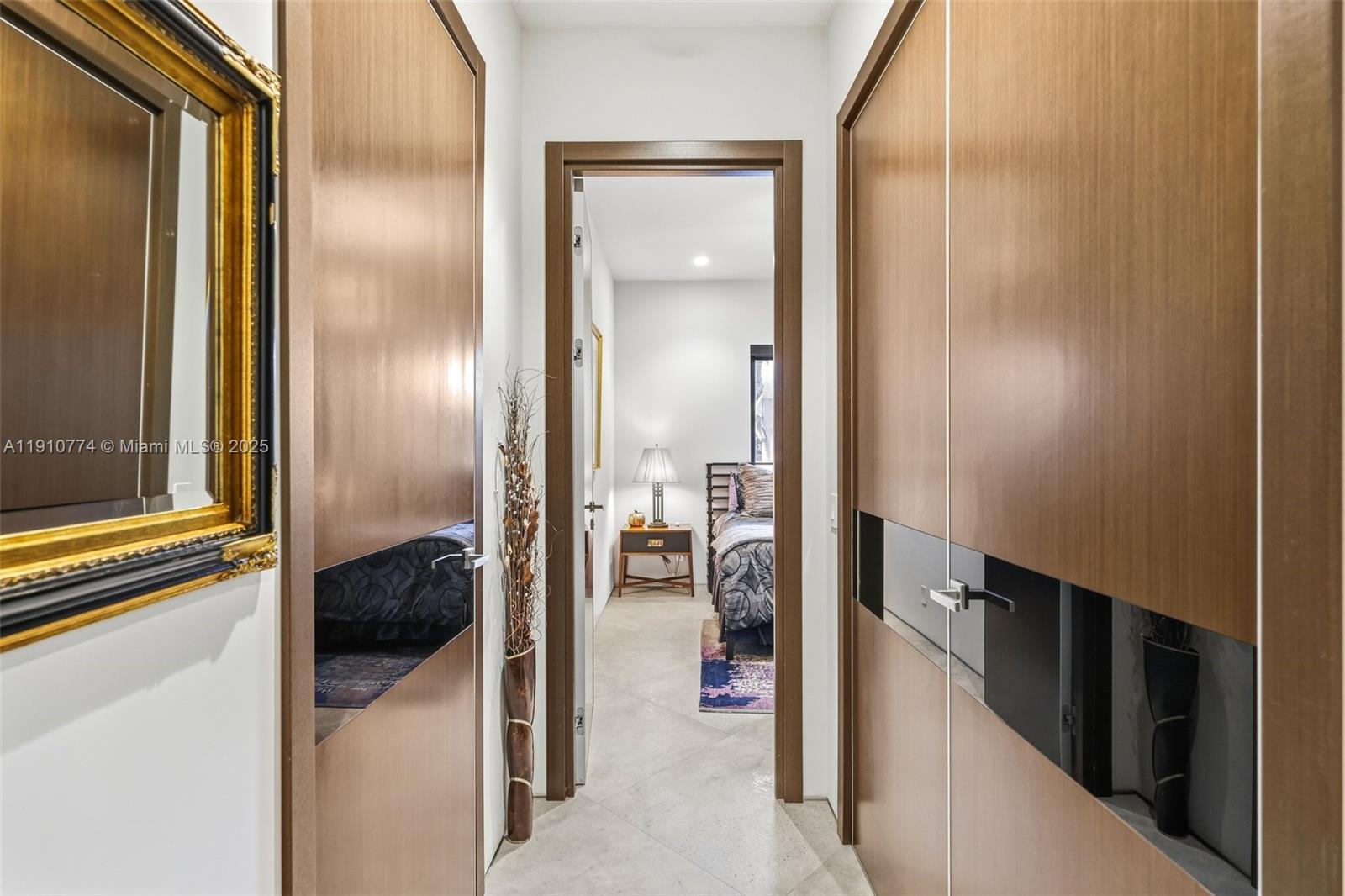 12321 NW 2nd St Plantation, FL 33325