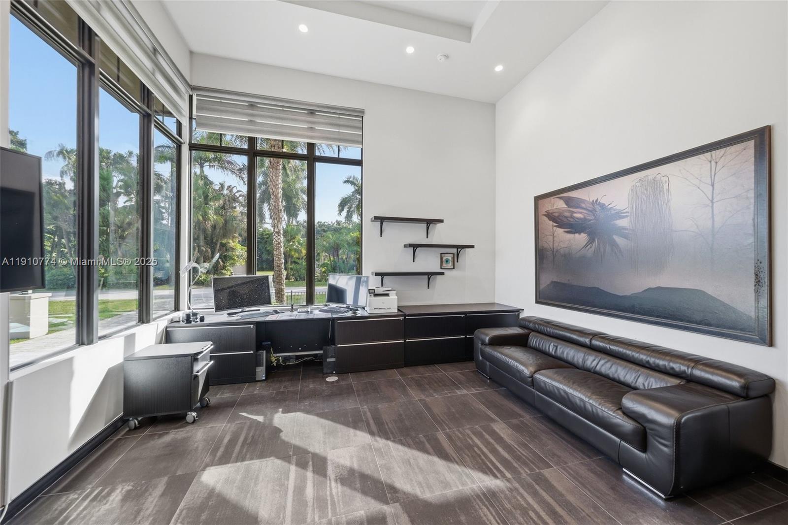 12321 NW 2nd St Plantation, FL 33325