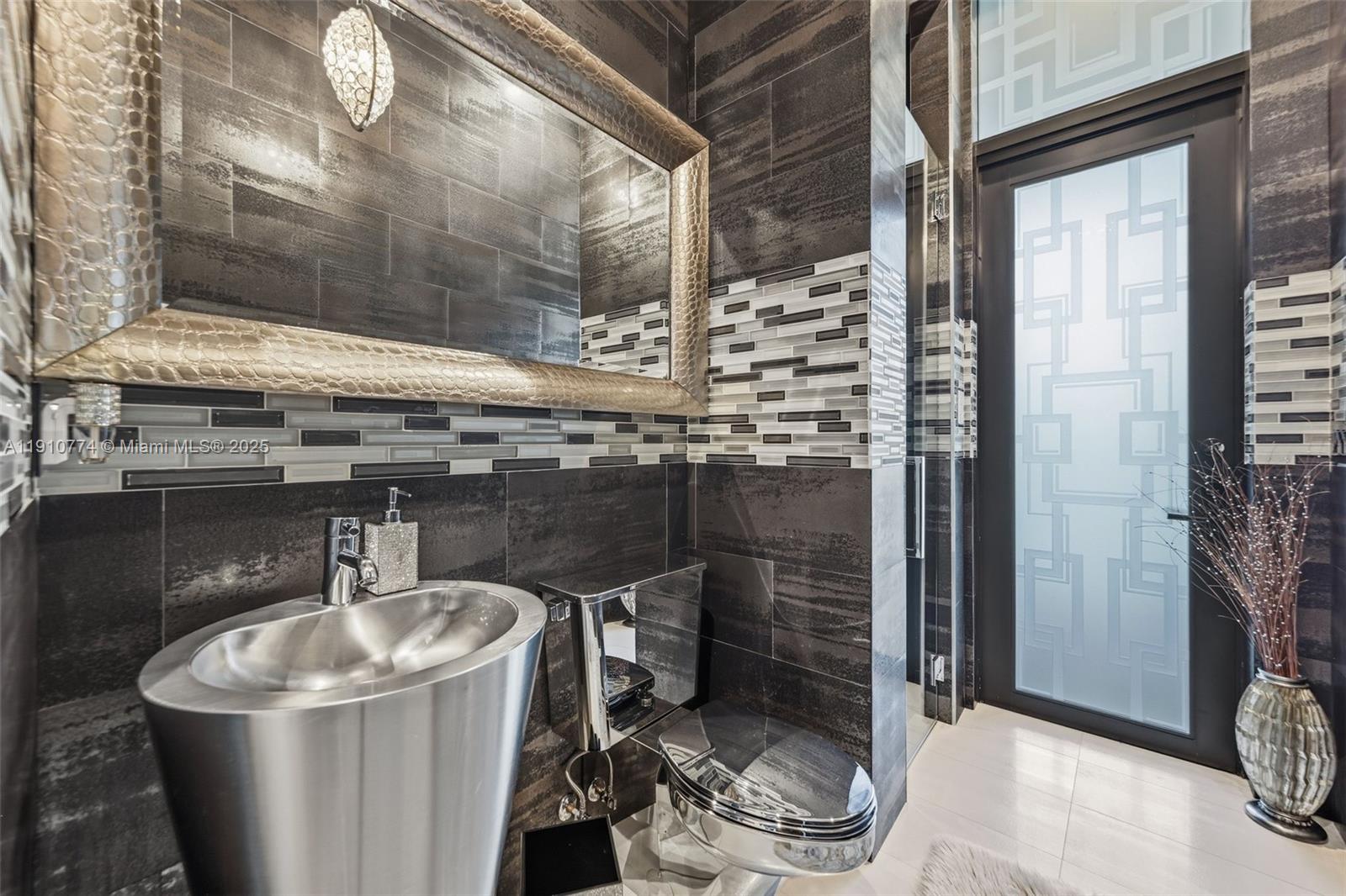 12321 NW 2nd St Plantation, FL 33325