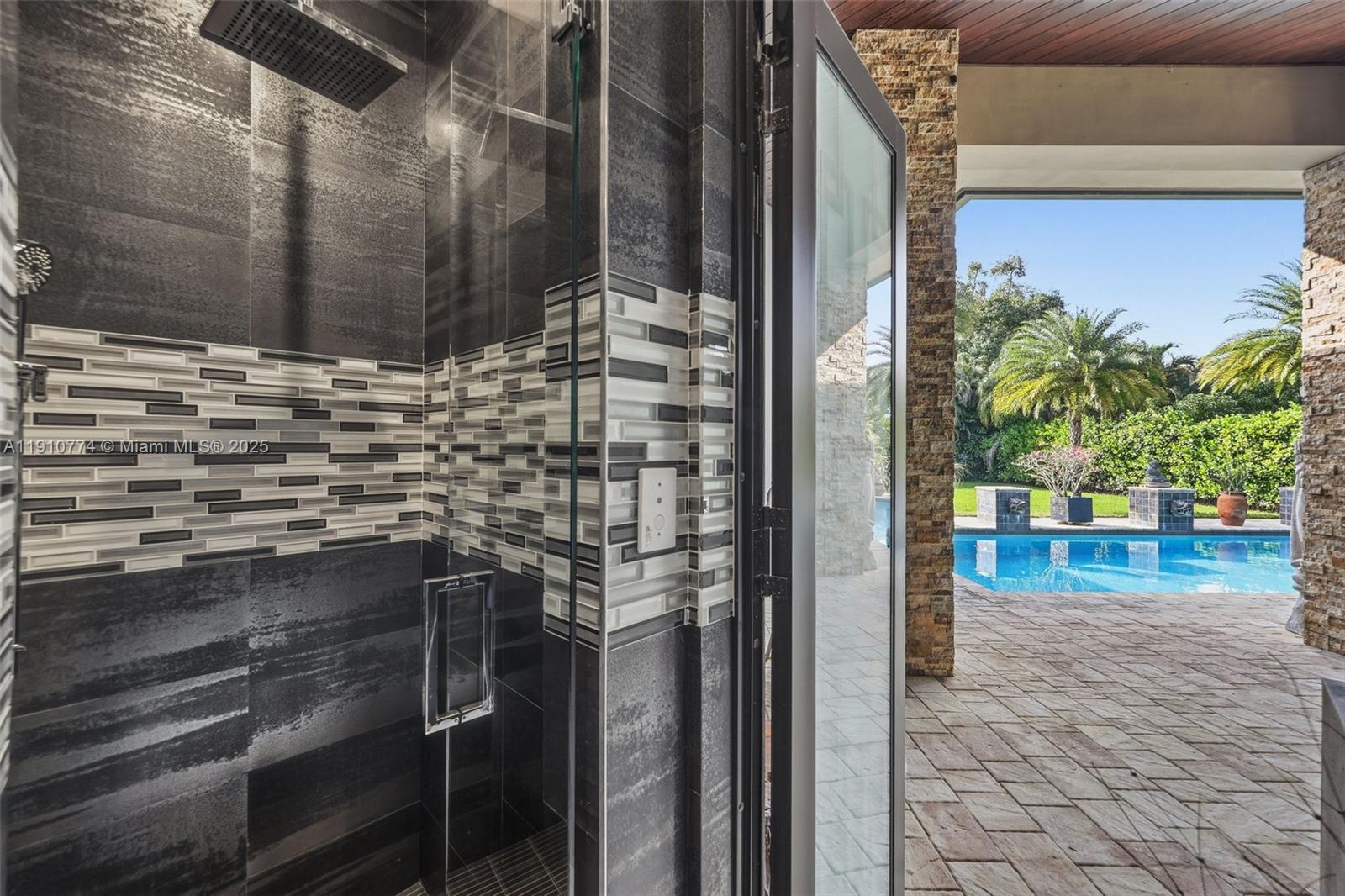 12321 NW 2nd St Plantation, FL 33325