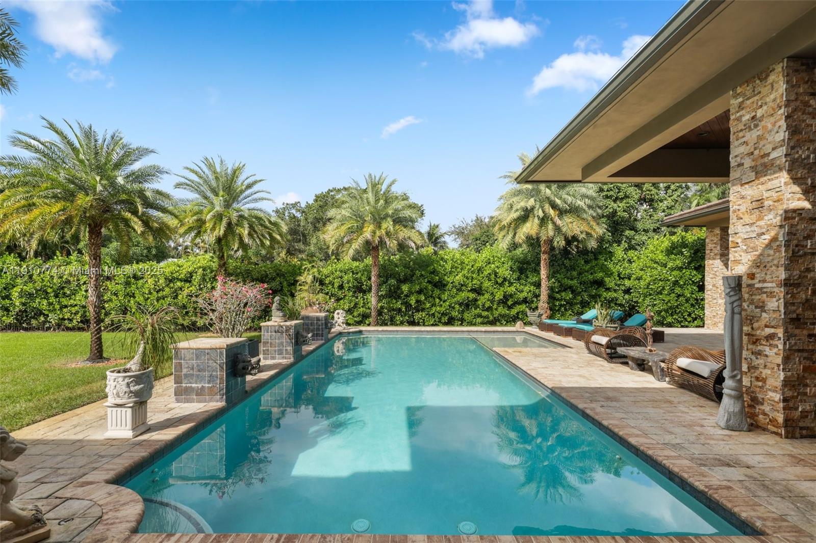 12321 NW 2nd St Plantation, FL 33325