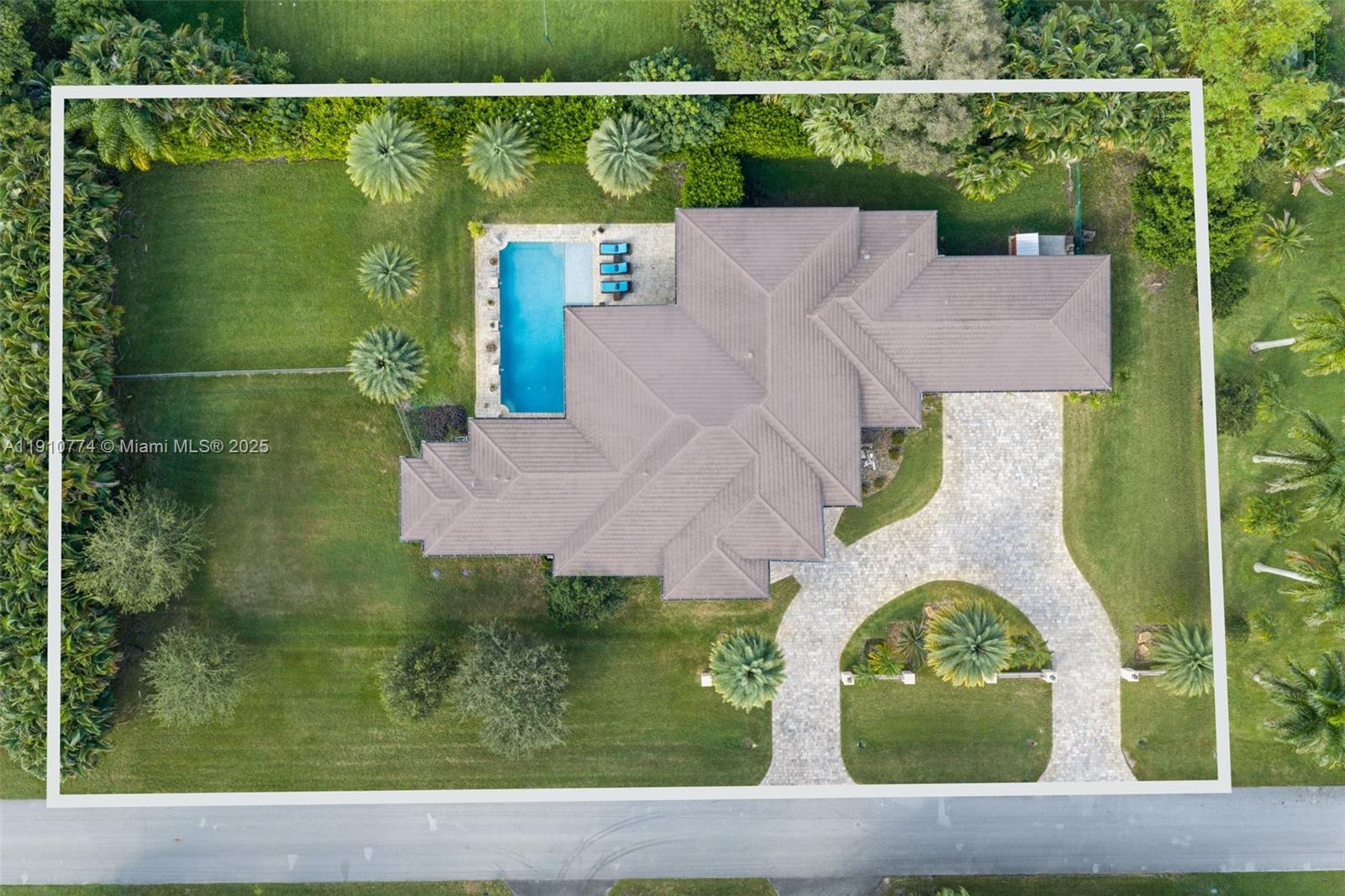 12321 NW 2nd St Plantation, FL 33325