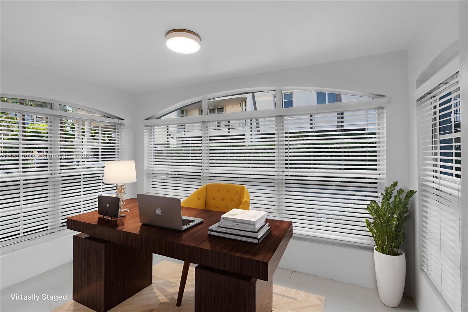 10 Century Ln Miami Beach, FL 33139