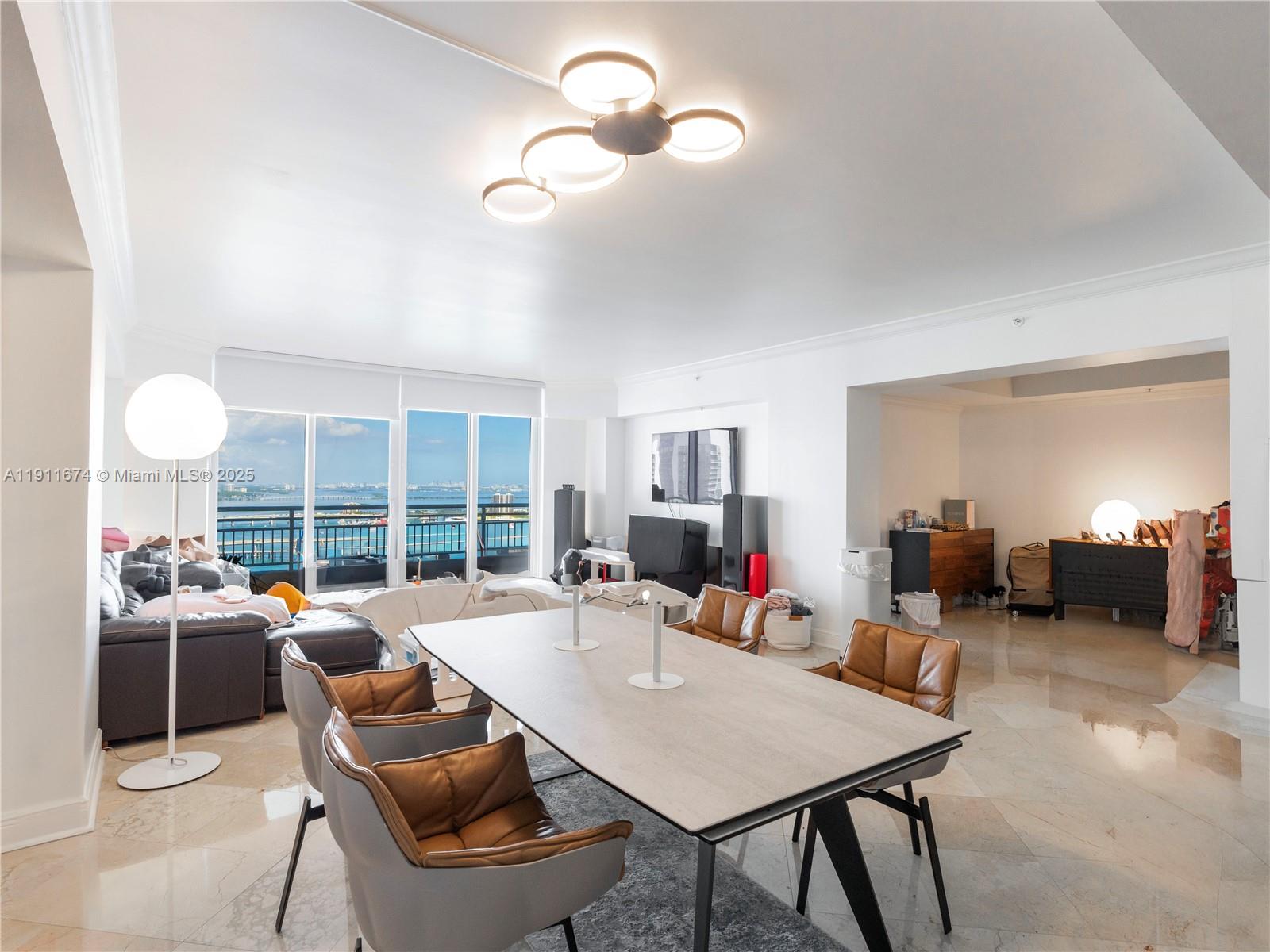 848 Brickell Key Dr #3904 Miami, FL 33131