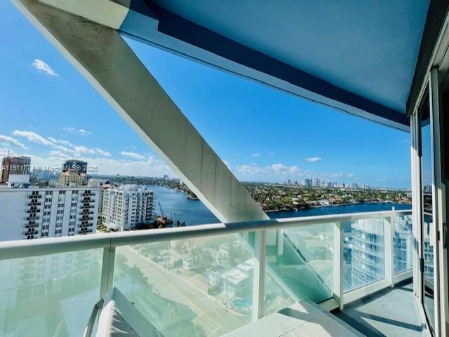 3101 Bayshore Dr #1701 Fort Lauderdale, FL 33304