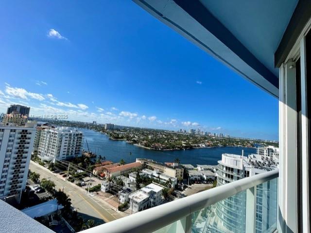 3101 Bayshore Dr #1701 Fort Lauderdale, FL 33304