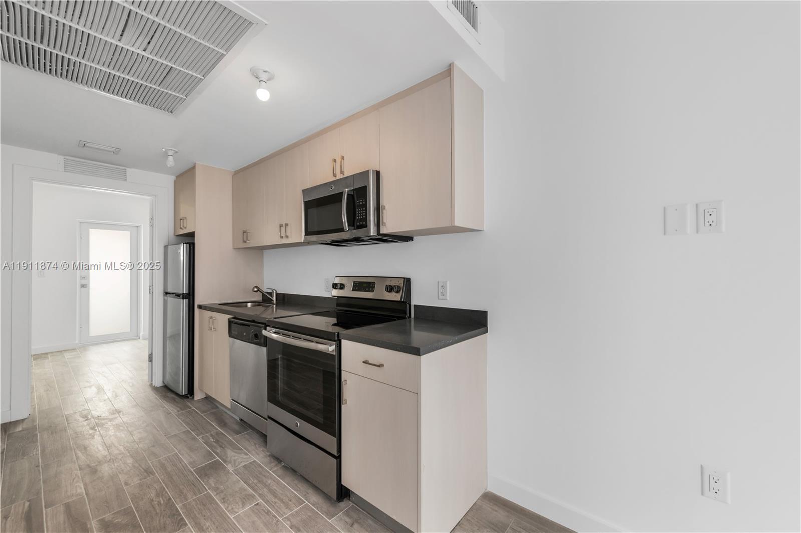 1035 Euclid Ave #25 Miami Beach, FL 33139