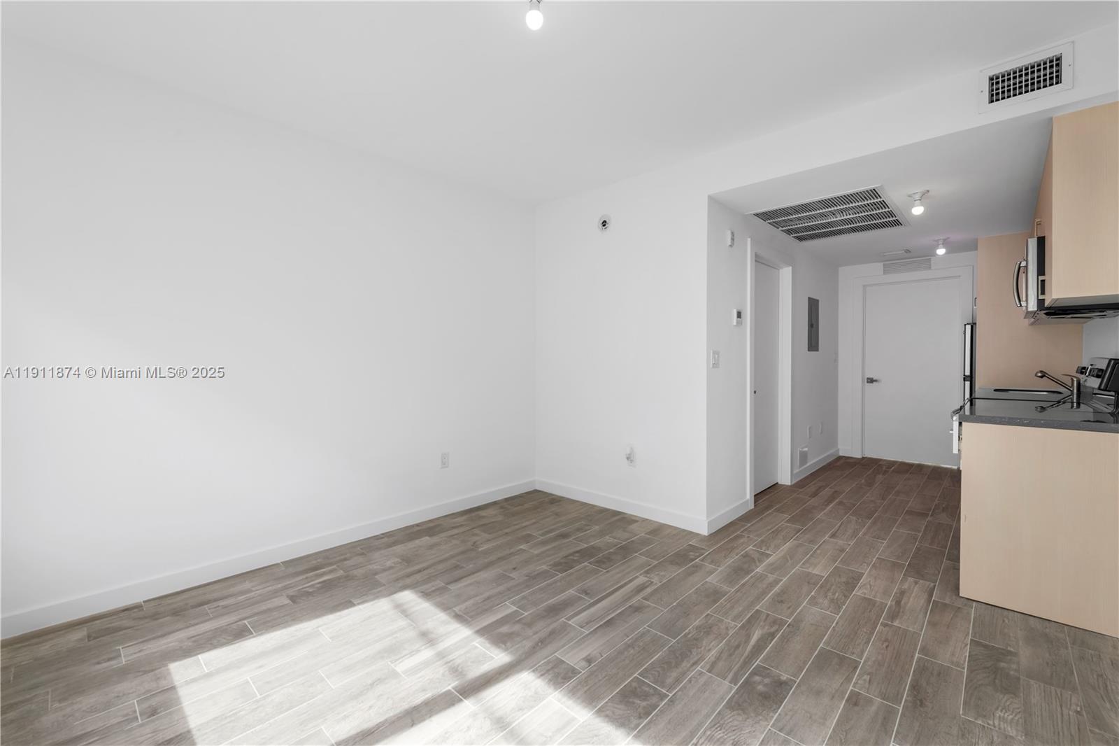 1035 Euclid Ave #25 Miami Beach, FL 33139