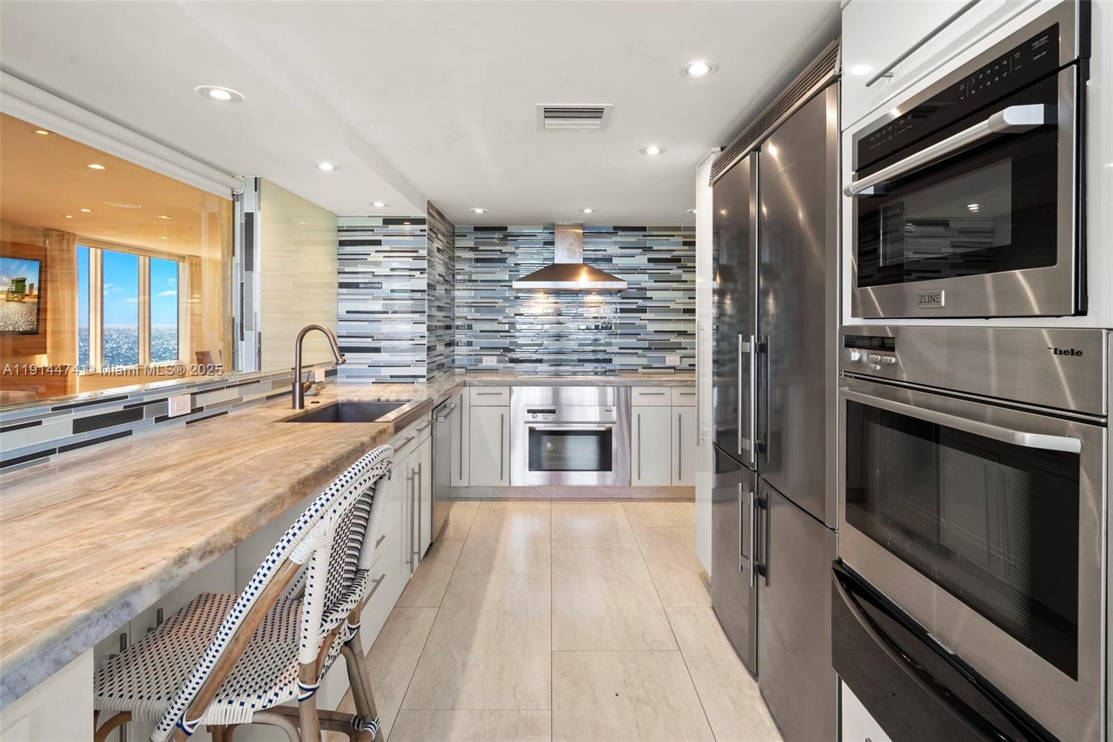 200 Ocean Ln Dr #501 Key Biscayne, FL 33149