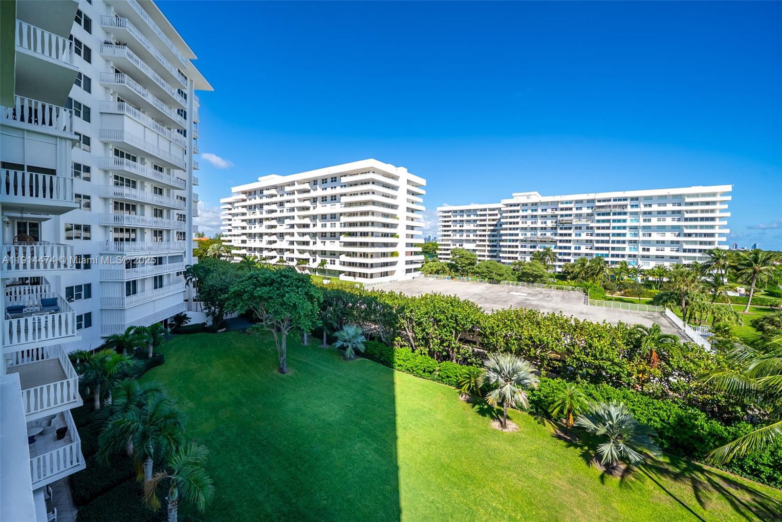200 Ocean Ln Dr #501 Key Biscayne, FL 33149