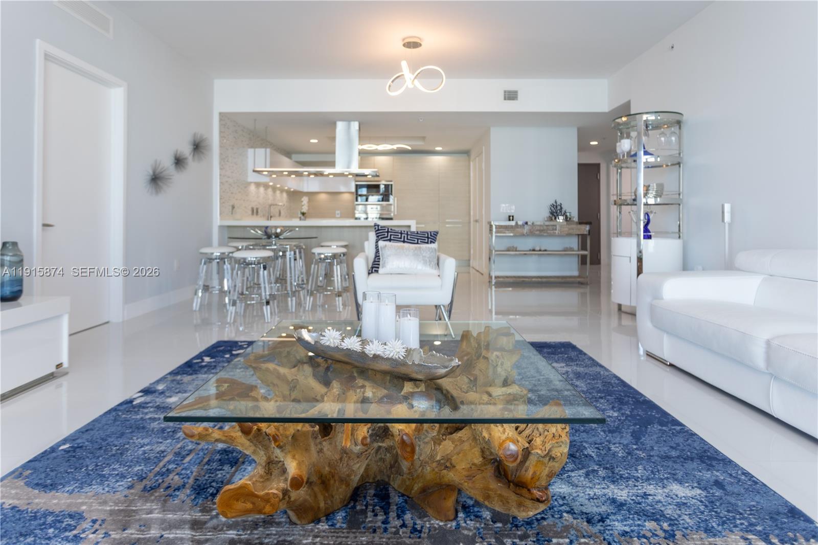 17111 Biscayne Blvd #505 North Miami Beach, FL 33160