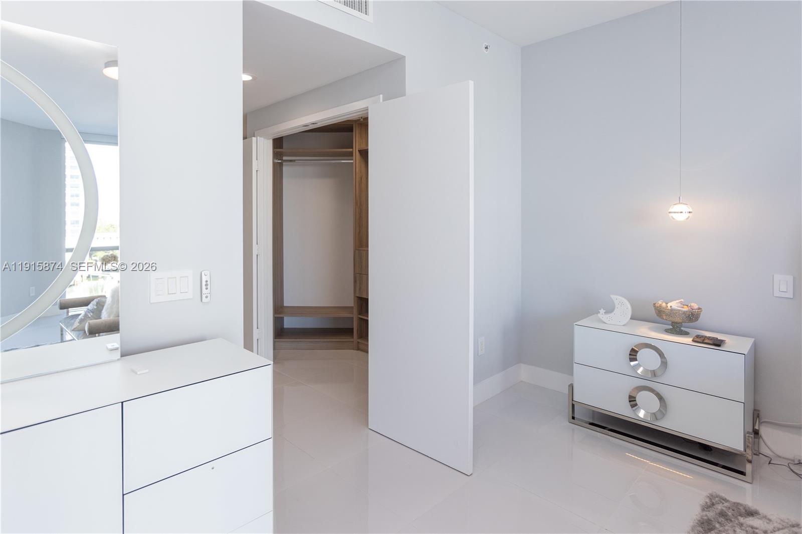 17111 Biscayne Blvd #505 North Miami Beach, FL 33160