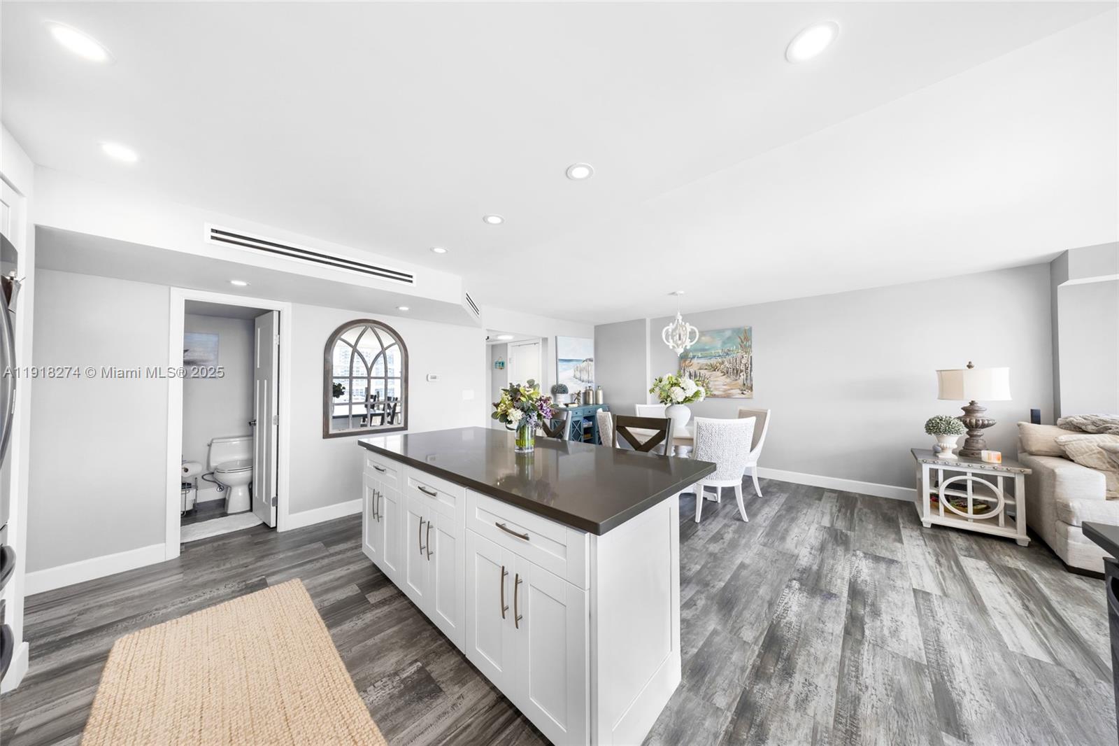 400 Leslie Dr #1014 Hallandale Beach, FL 33009