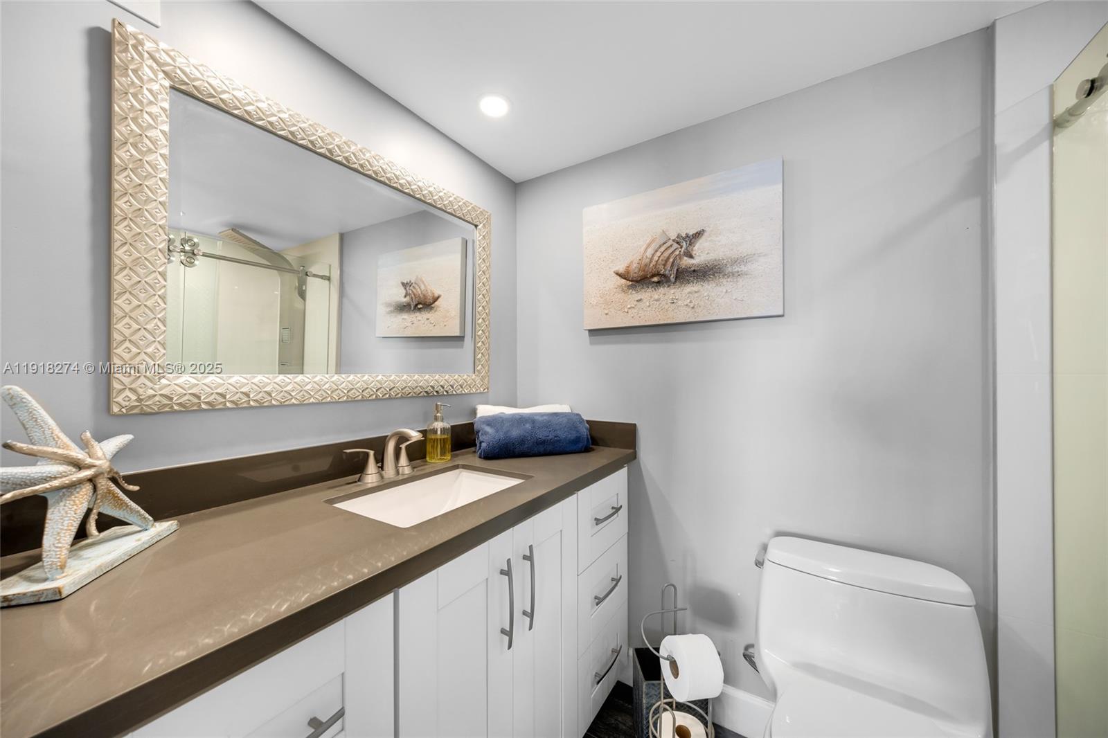 400 Leslie Dr #1014 Hallandale Beach, FL 33009