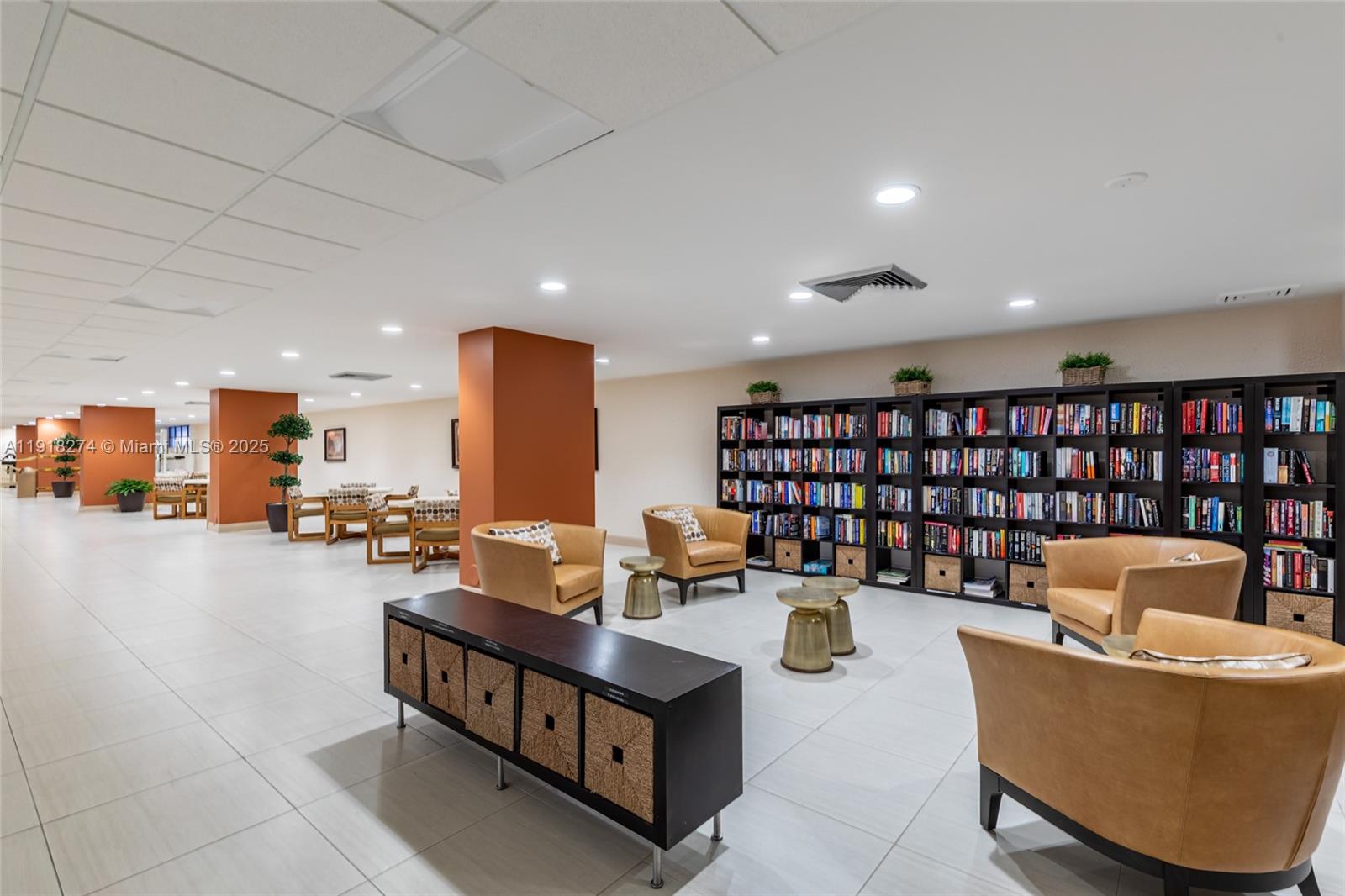 400 Leslie Dr #1014 Hallandale Beach, FL 33009