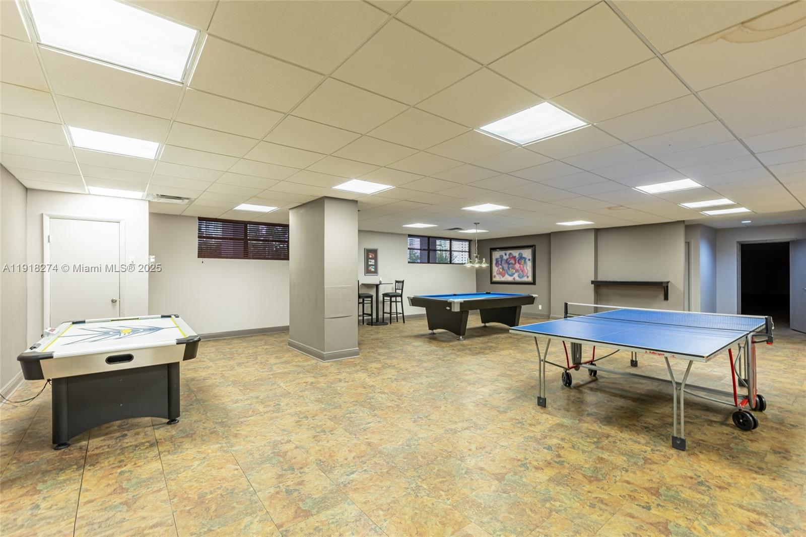 400 Leslie Dr #1014 Hallandale Beach, FL 33009