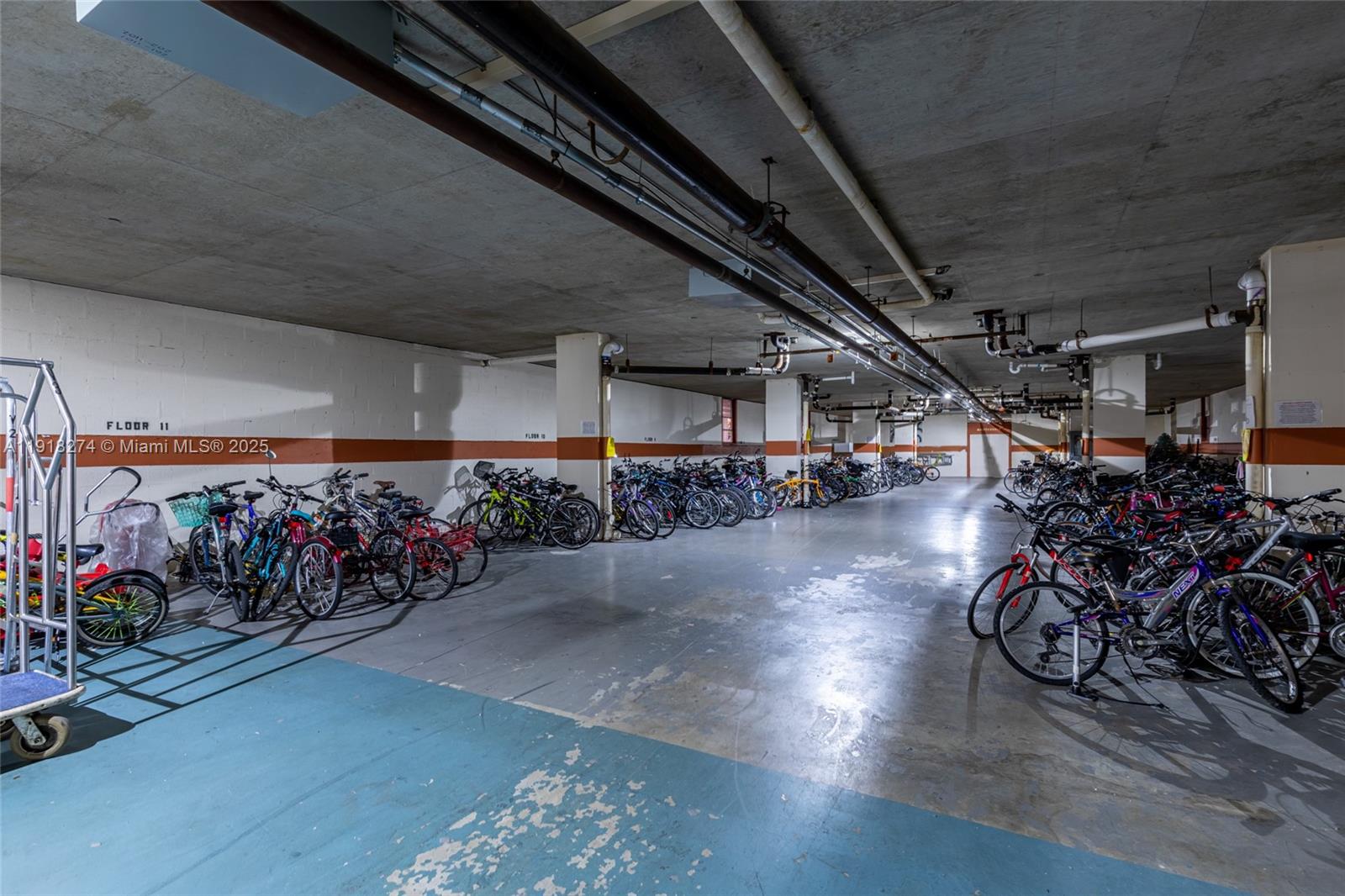 400 Leslie Dr #1014 Hallandale Beach, FL 33009