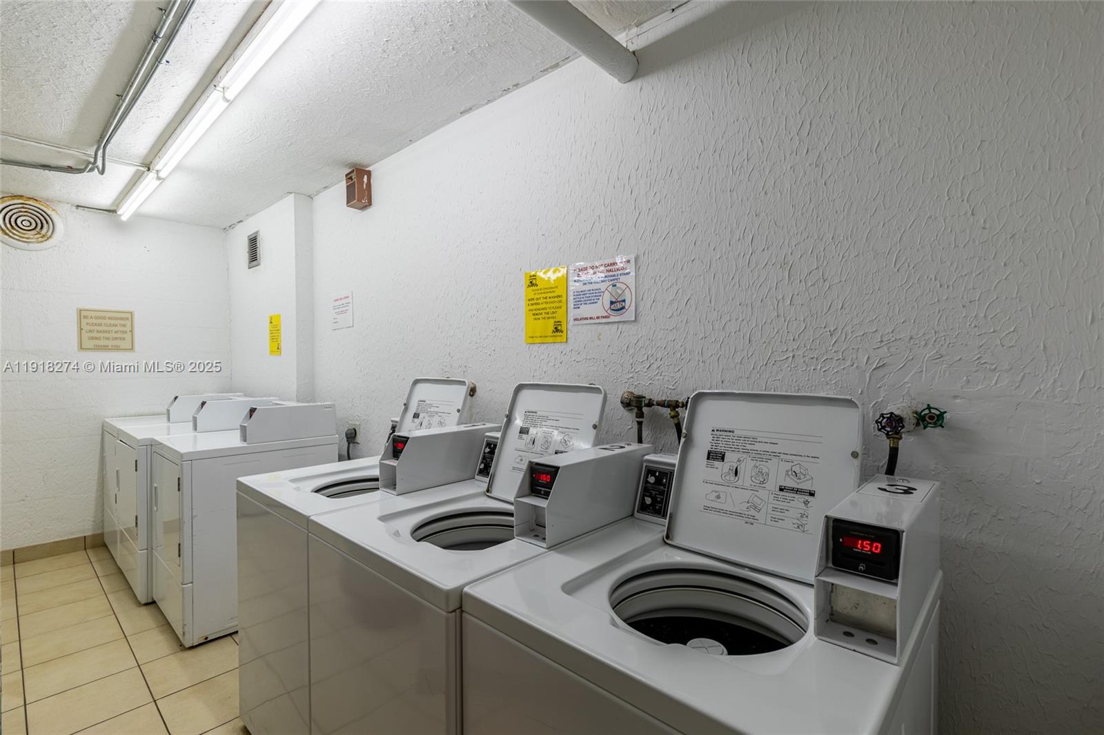 400 Leslie Dr #1014 Hallandale Beach, FL 33009