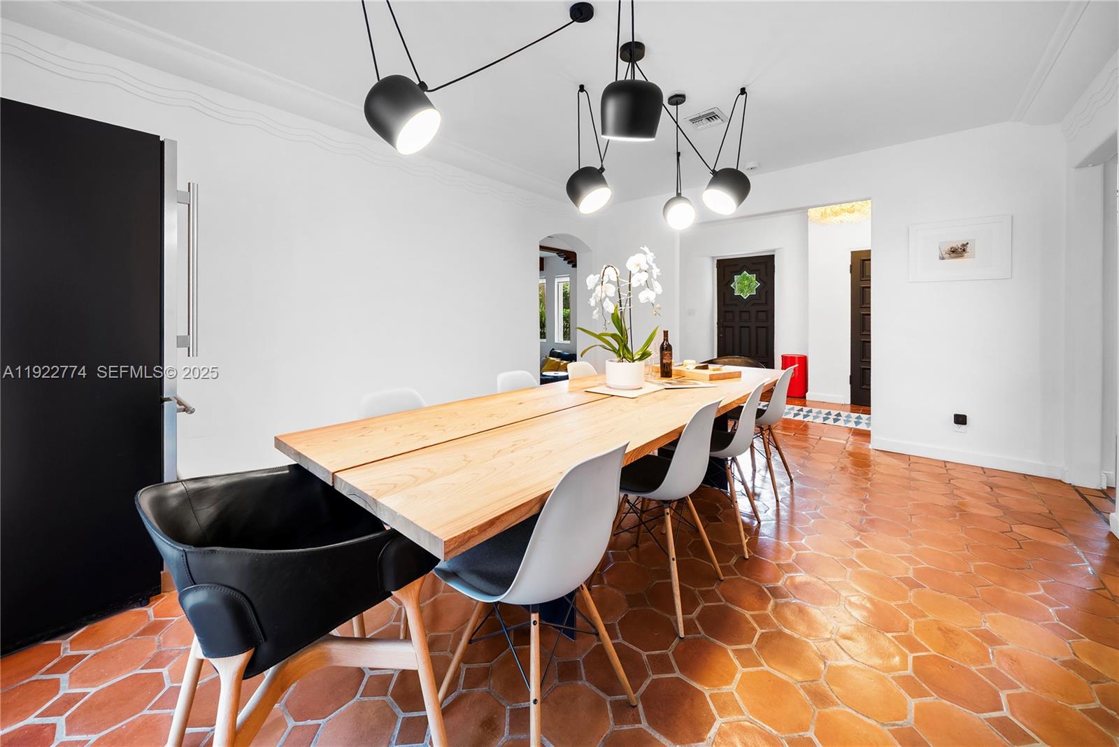 5181 La Gorce Dr Miami Beach, FL 33140