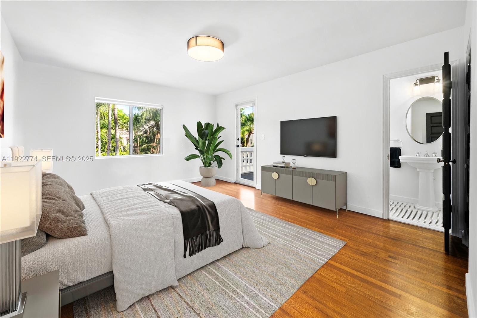 5181 La Gorce Dr Miami Beach, FL 33140