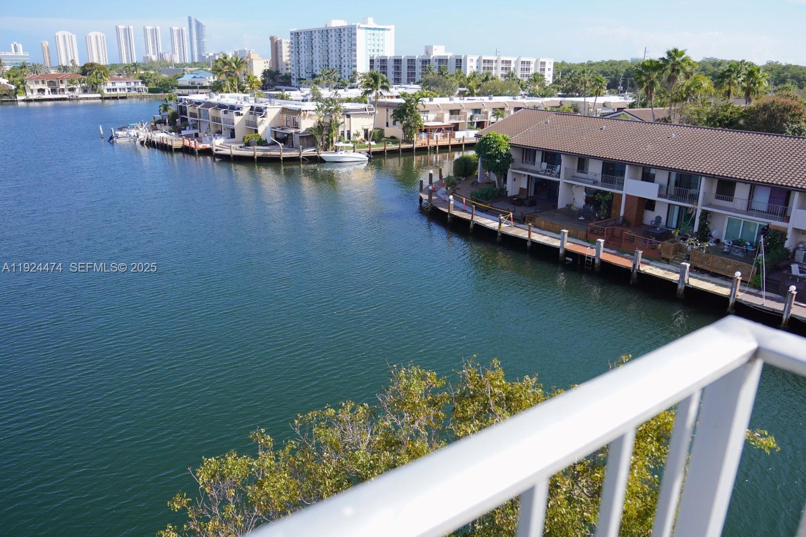 16570 NE 26th Ave #5G BOAT SLIP INCLUDED North Miami Beach, FL 33160