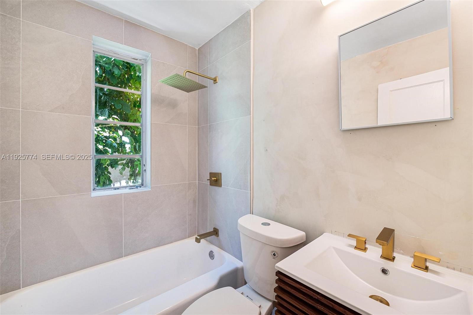 1611 Euclid Ave #8 Miami Beach, FL 33139