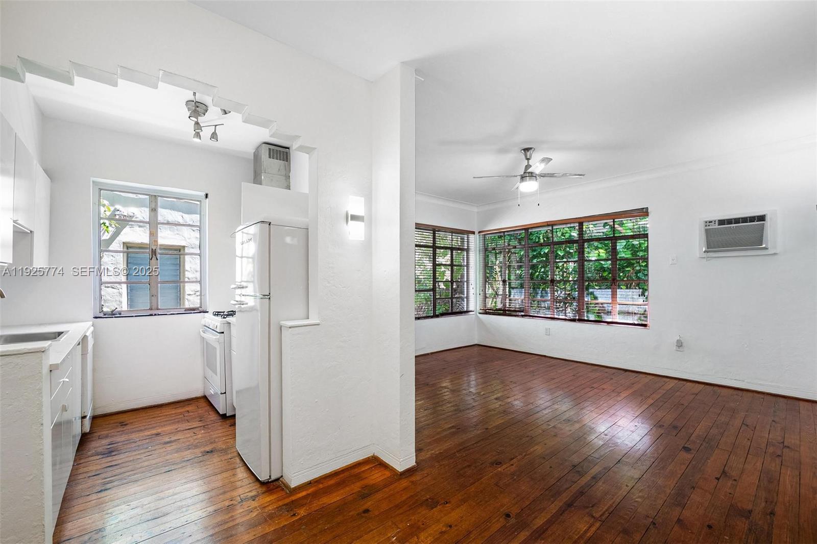 1611 Euclid Ave #8 Miami Beach, FL 33139