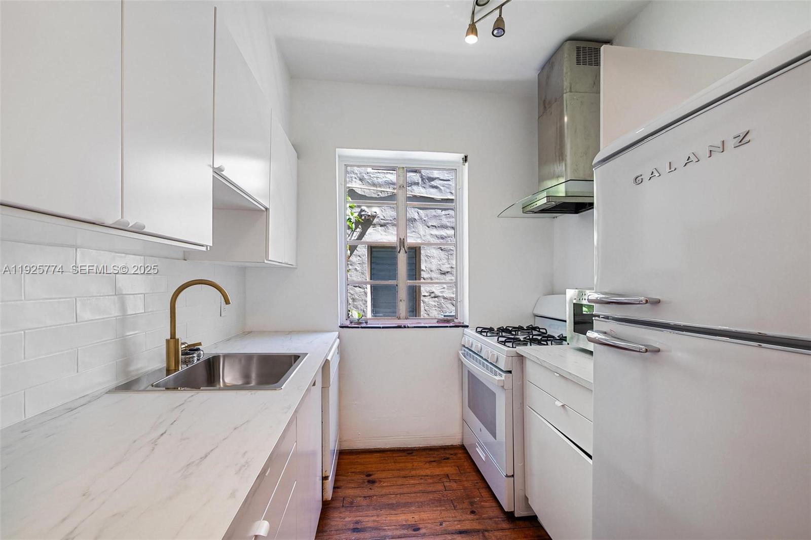 1611 Euclid Ave #8 Miami Beach, FL 33139