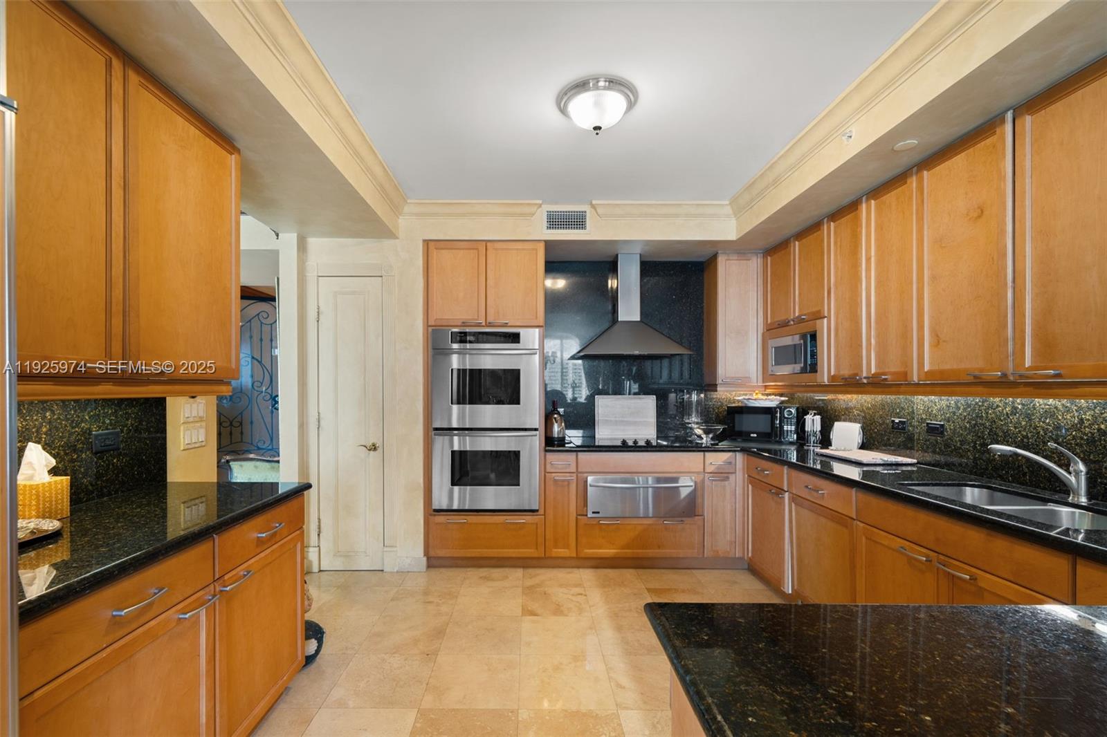 3201 NE 183rd St #1107 Aventura, FL 33160