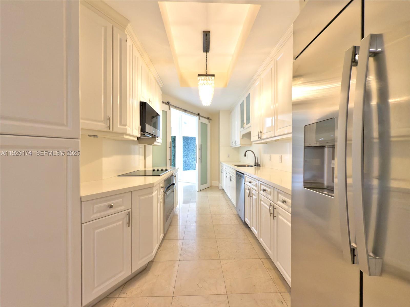 848 Brickell Key Dr #306 Miami, FL 33131