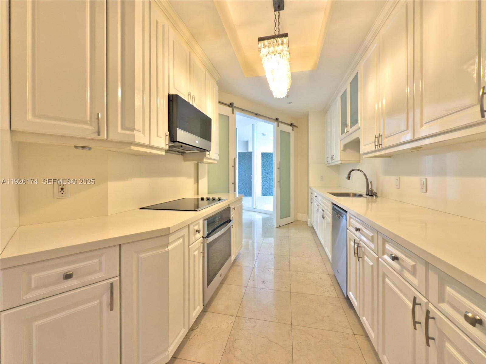 848 Brickell Key Dr #306 Miami, FL 33131