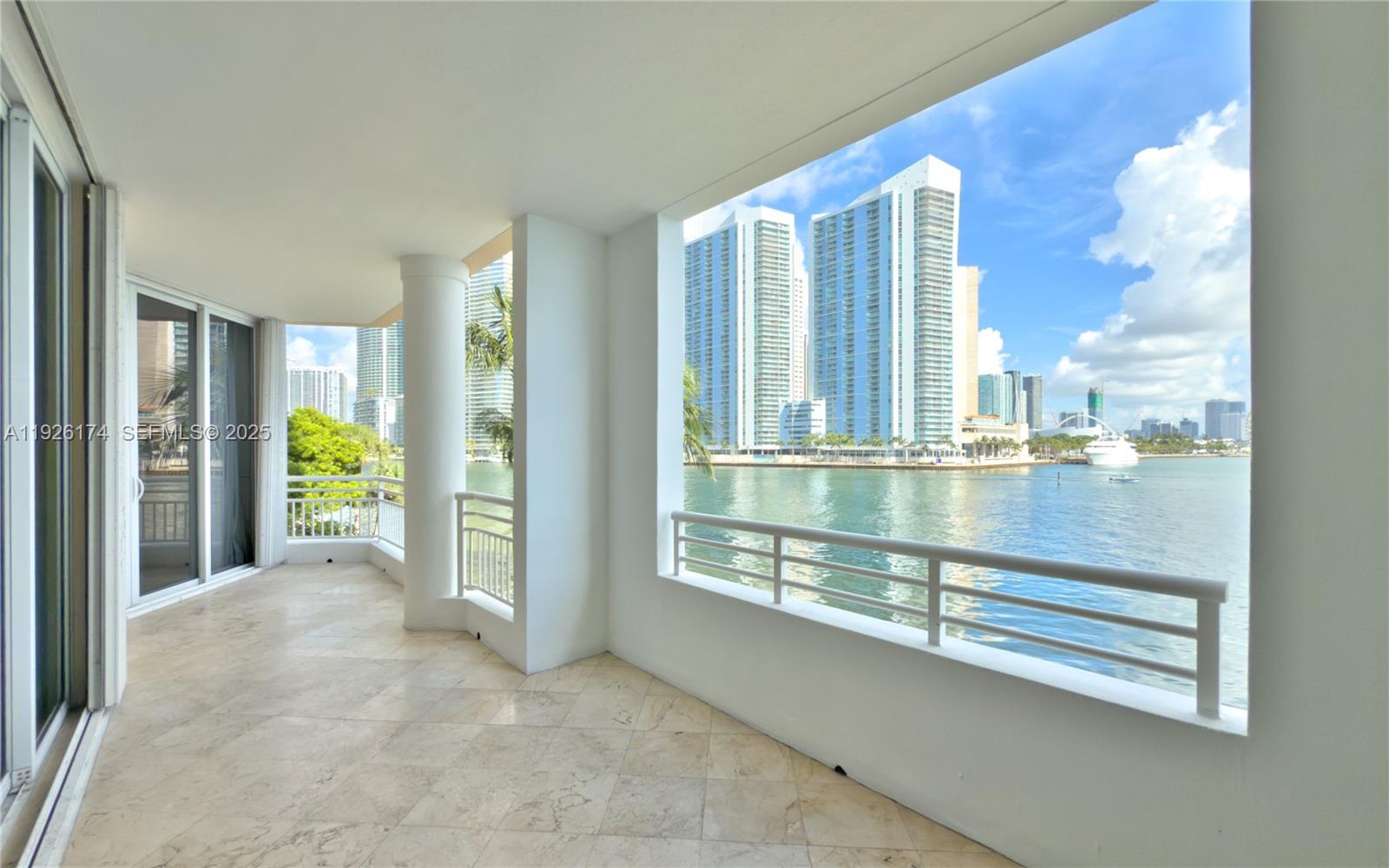 848 Brickell Key Dr #306 Miami, FL 33131