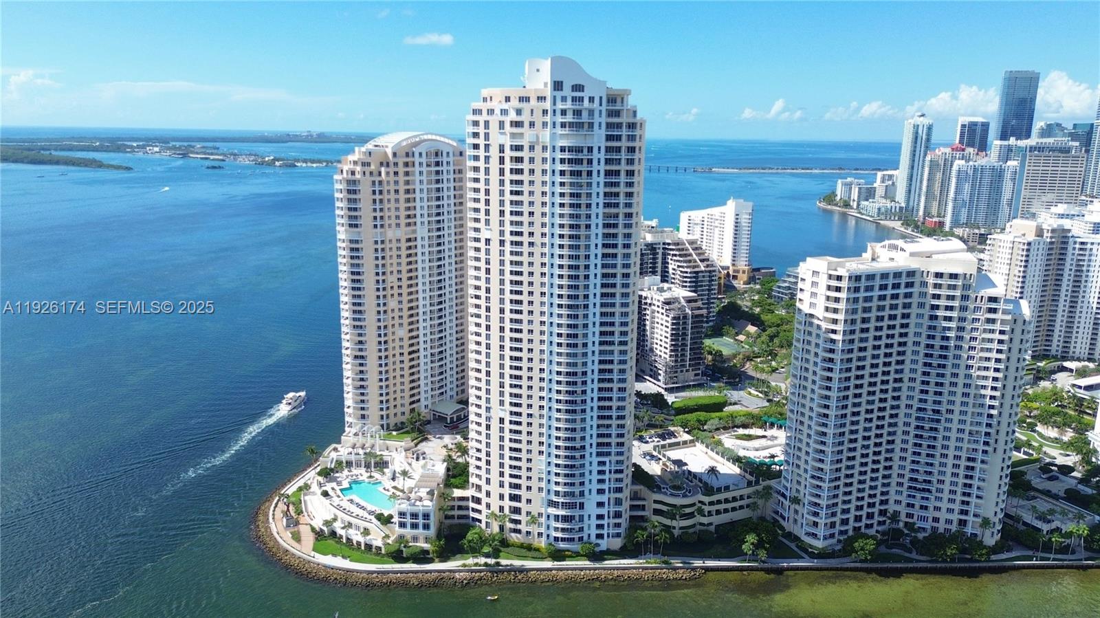 848 Brickell Key Dr #306 Miami, FL 33131