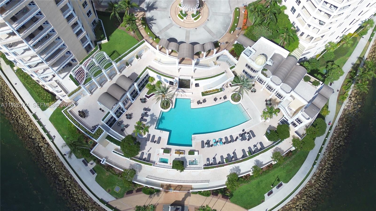 848 Brickell Key Dr #306 Miami, FL 33131