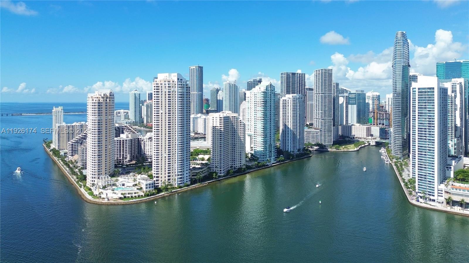 848 Brickell Key Dr #306 Miami, FL 33131