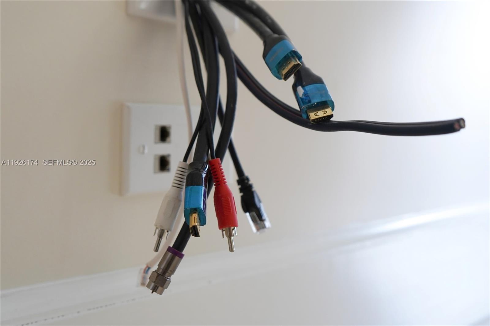 848 Brickell Key Dr #306 Miami, FL 33131