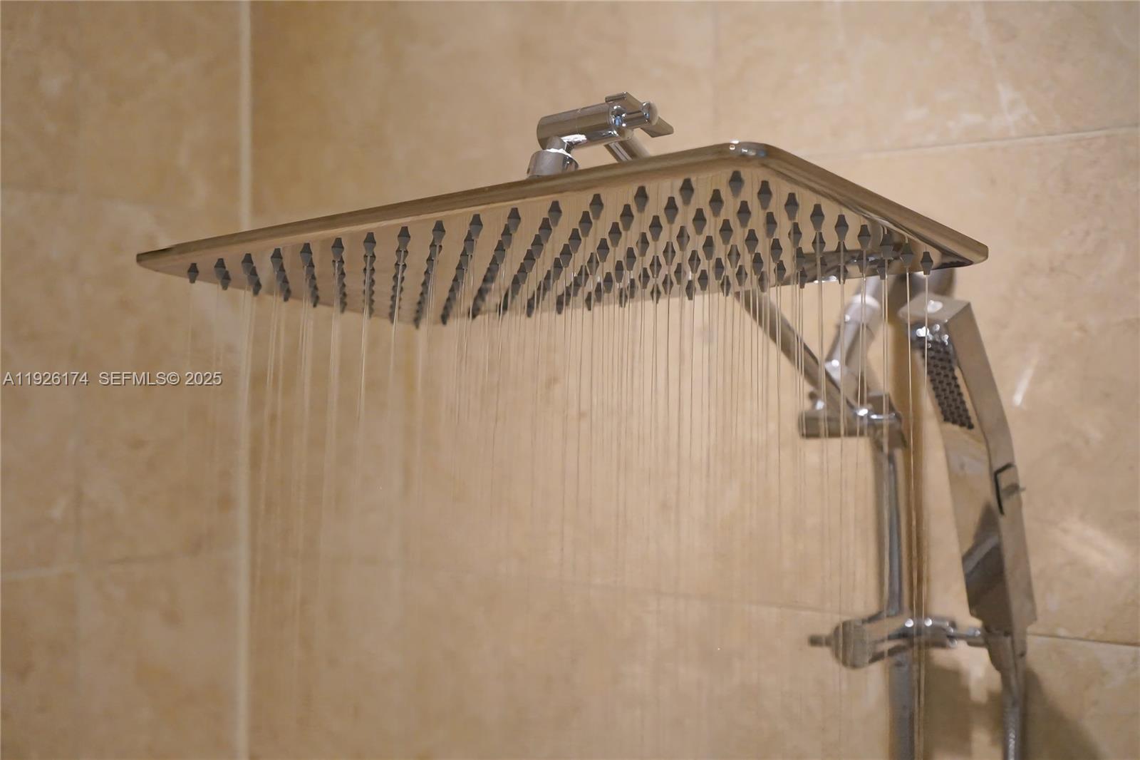 848 Brickell Key Dr #306 Miami, FL 33131