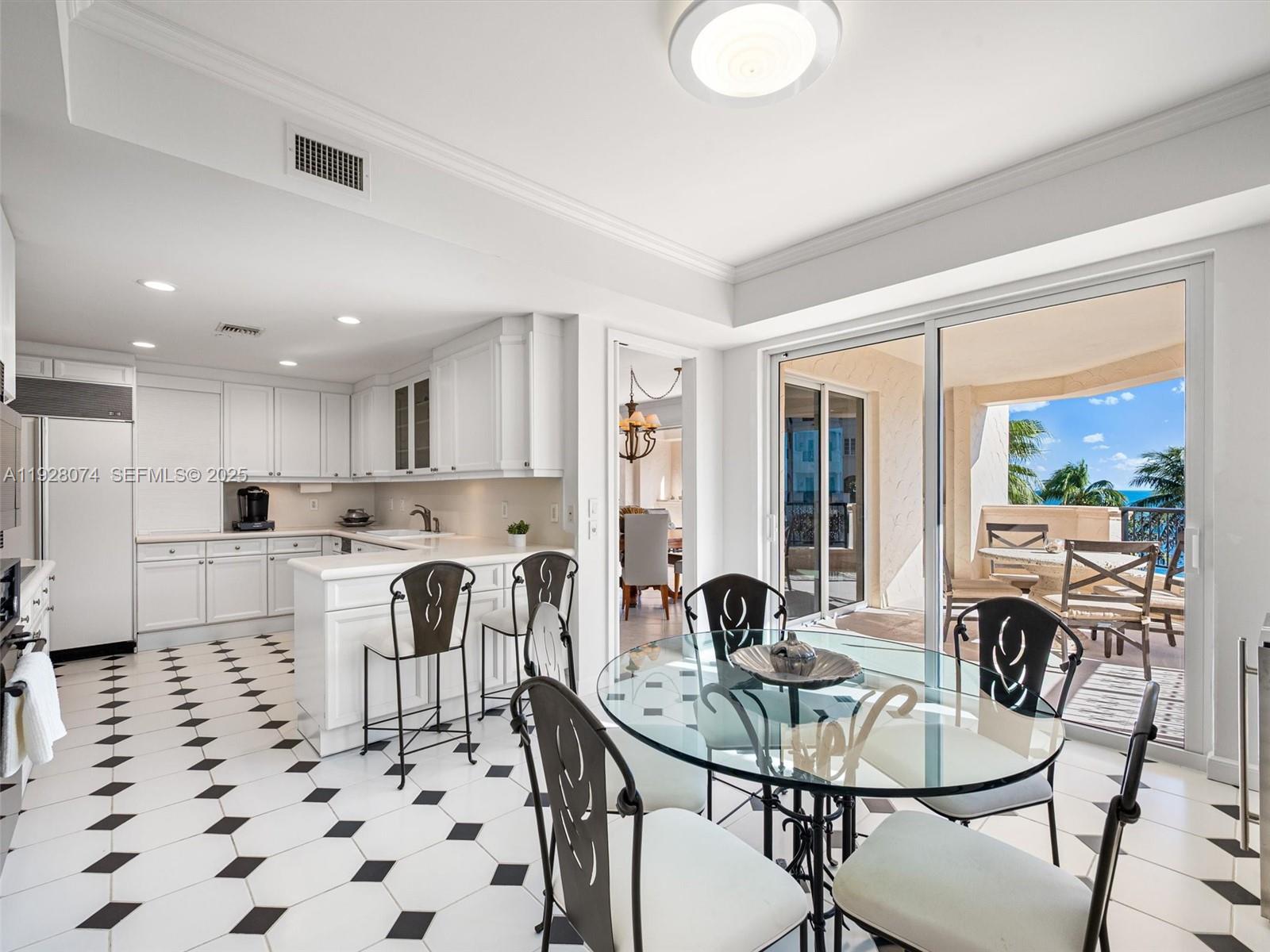 7947 Fisher Is Dr #7947 Miami Beach, FL 33109