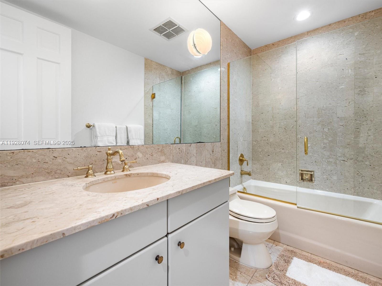 7947 Fisher Is Dr #7947 Miami Beach, FL 33109