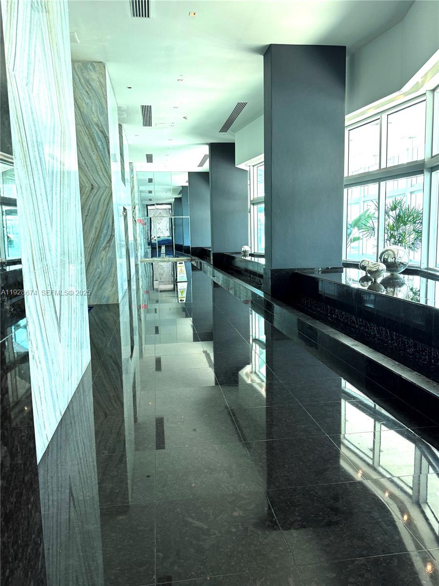 335 S Biscayne Blvd #2403 Miami, FL 33131