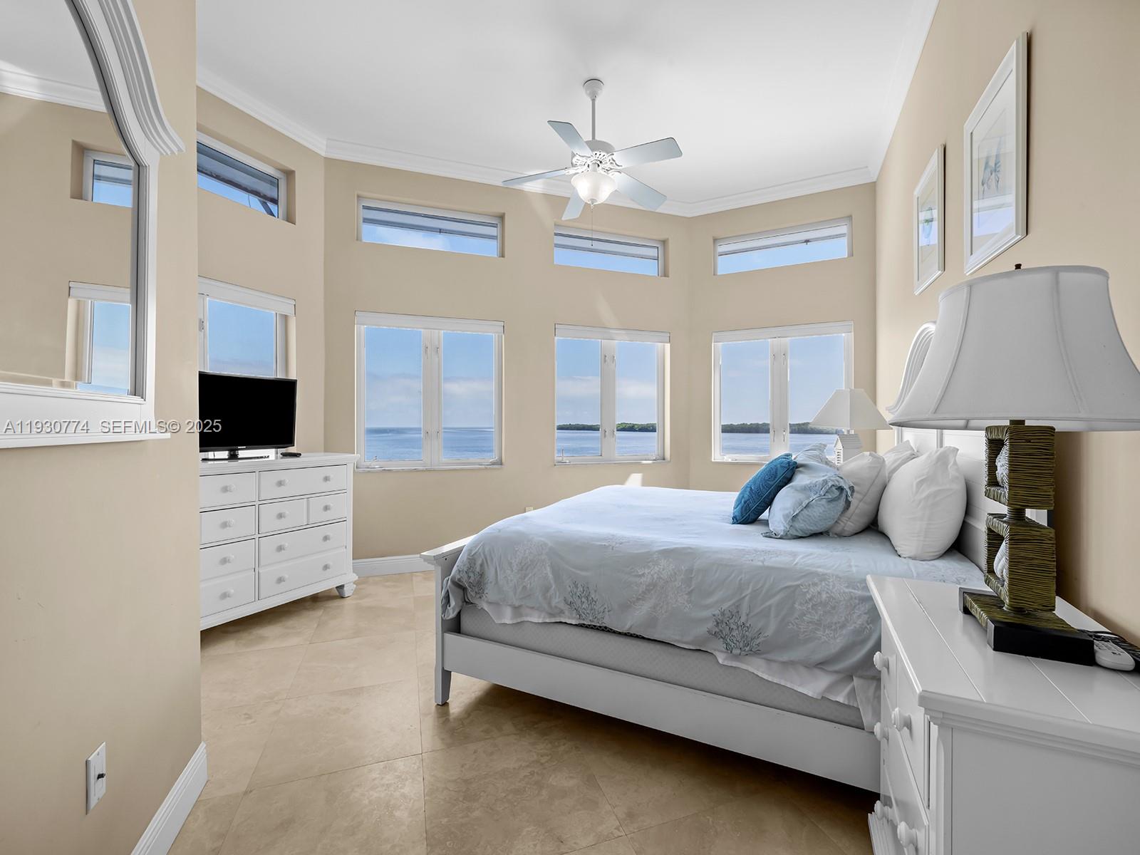 57 Garden Cv Dr Key Largo, FL 33037