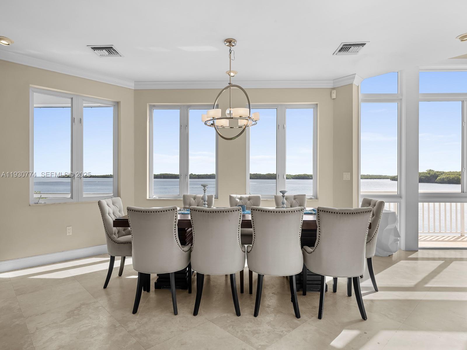 57 Garden Cv Dr Key Largo, FL 33037