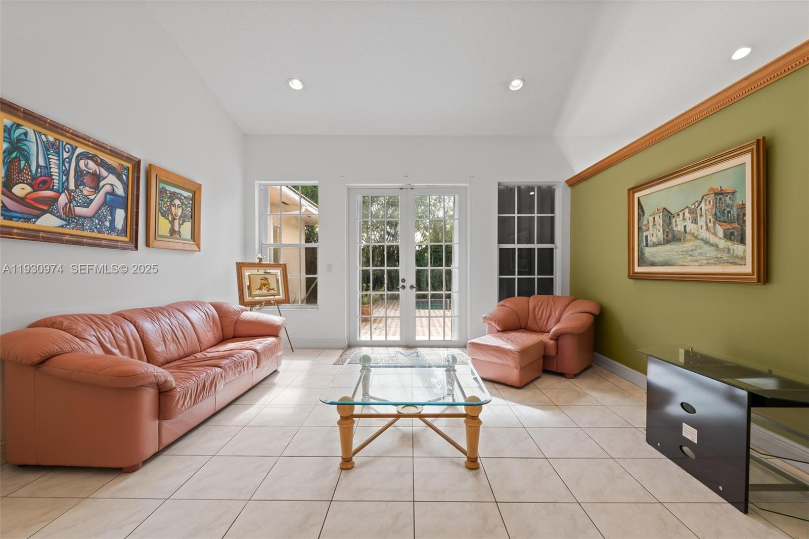 12982 SW 27th St Miami, FL 33175