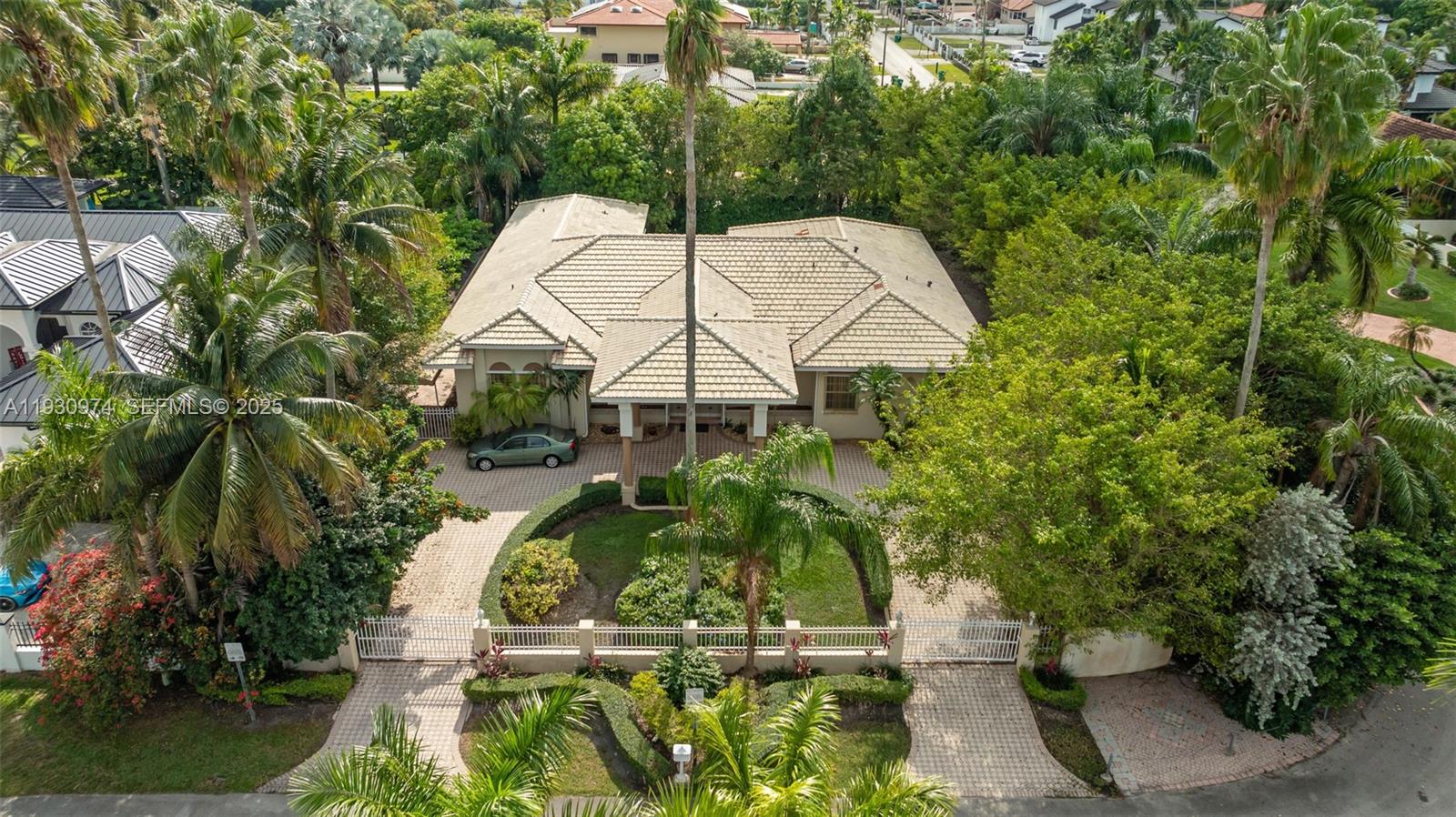 12982 SW 27th St Miami, FL 33175